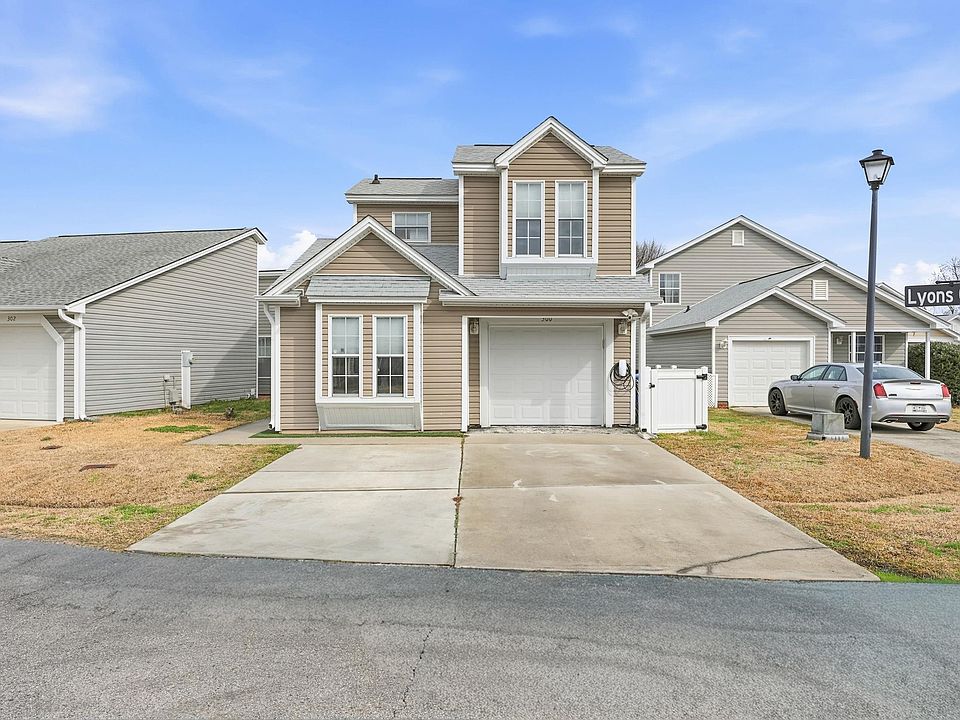 1st image of 300 Lyons Cove Dr.
