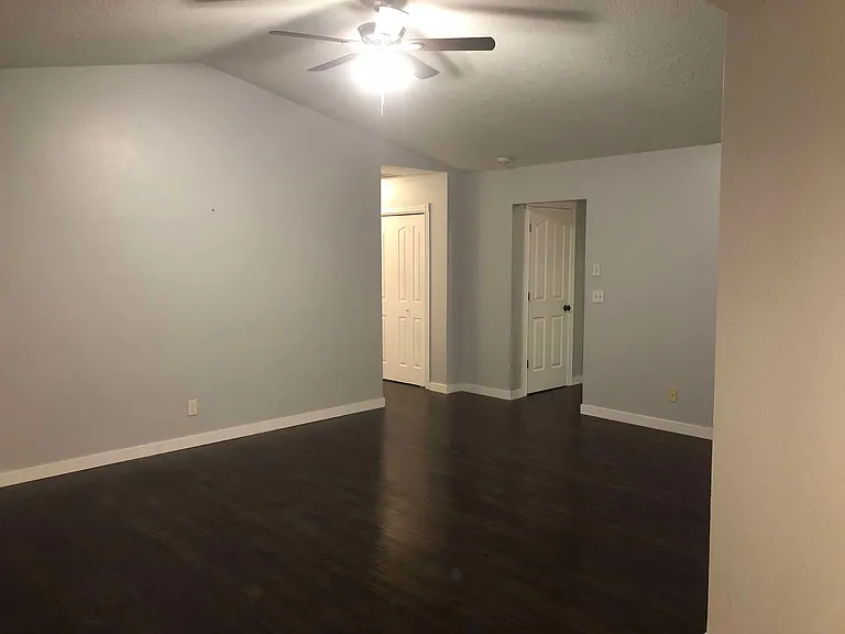 4270 Terraza Ct NE — Photo 5
