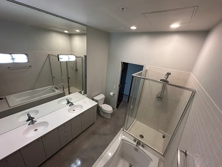 5601 Smetana Dr #611 — Photo 13