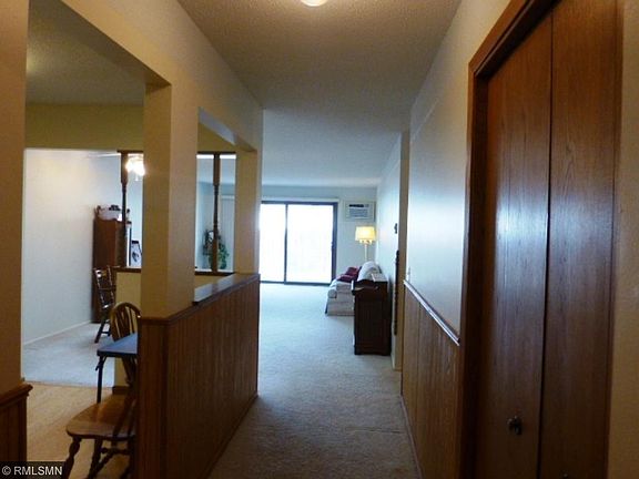 5th image of 833 Cedar Ct #9B