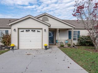 559 Ravenwood Dr, Maryville, TN 37801