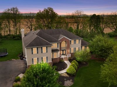302 Emeline Way, Stewartsville, NJ, 08886