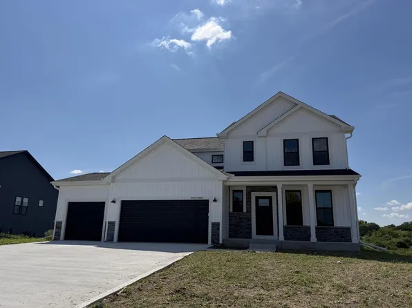 N101W16895 Tanglewood DRIVE, Germantown, WI 53022
