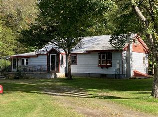 18 Dusty Ln, Newtown, CT 06470