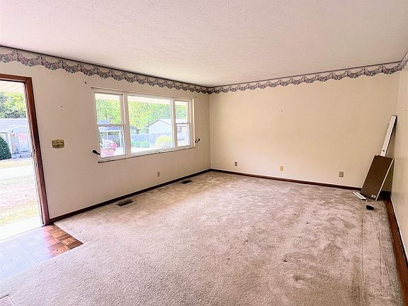 5th image of 155 Township Road 1209