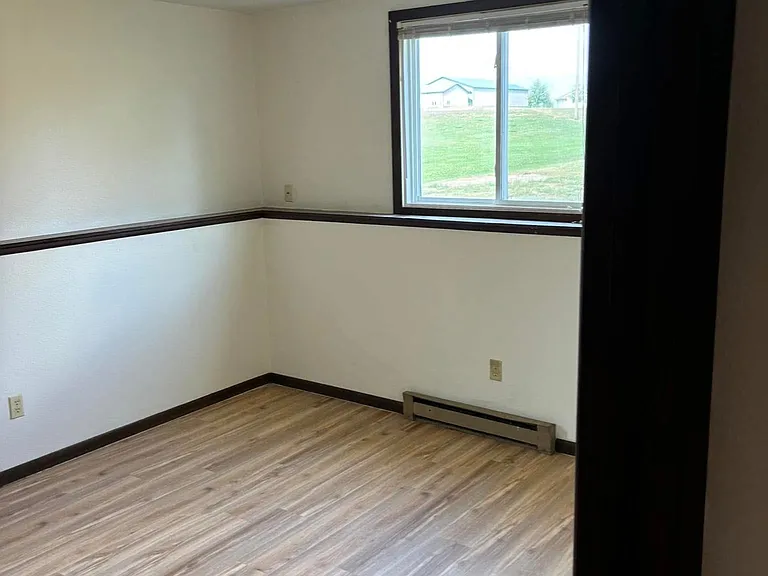 855 E St #3 — Photo 2