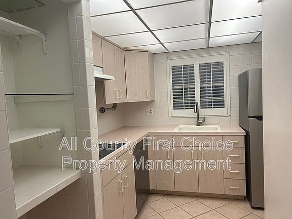 5th image of 10540 77th Ter APT 211