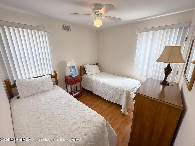 1707R Baltimore Ave — Photo 9