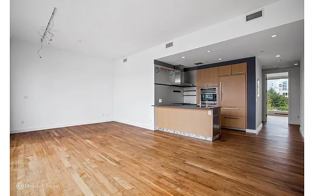 Rented by Douglas Elliman | media 15