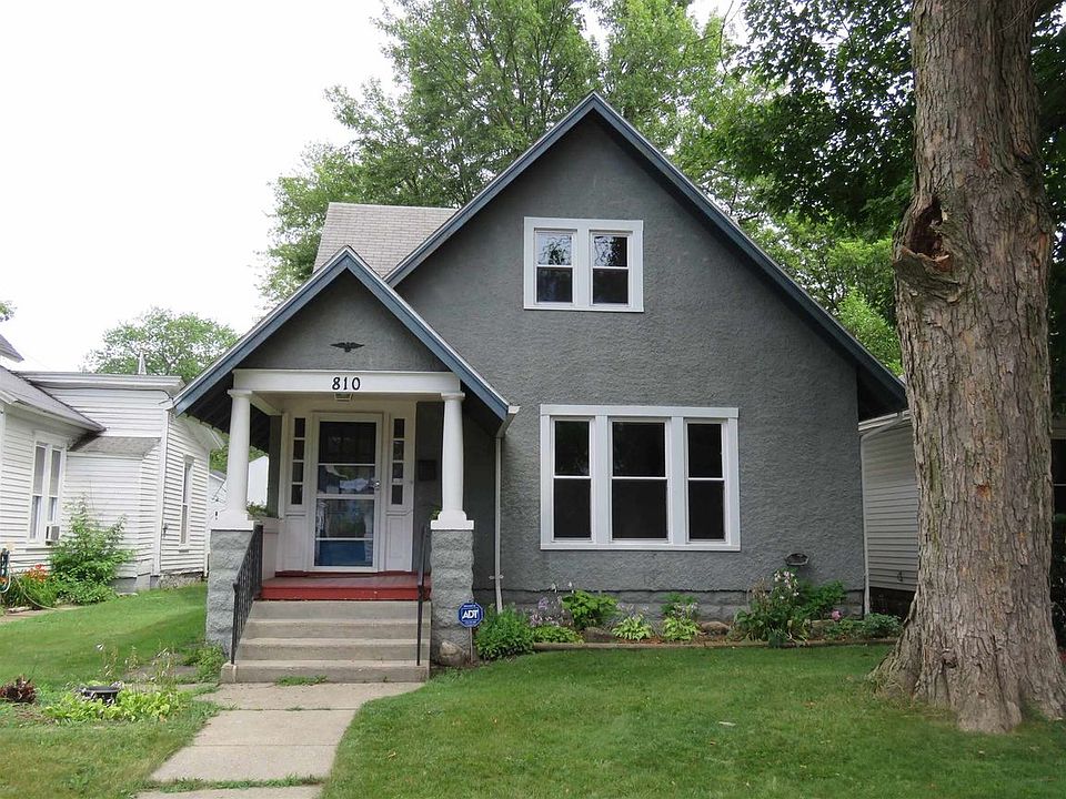 1st image of 810 Emerson St