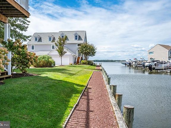 3rd image of 13202 Stone Harbor Ln #106