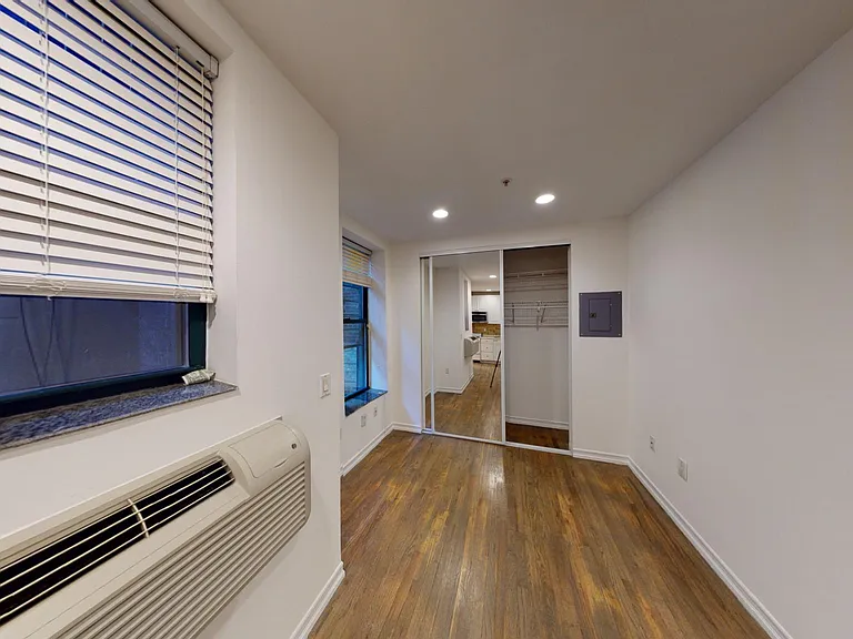 72 Hudson St #1C — Photo 21