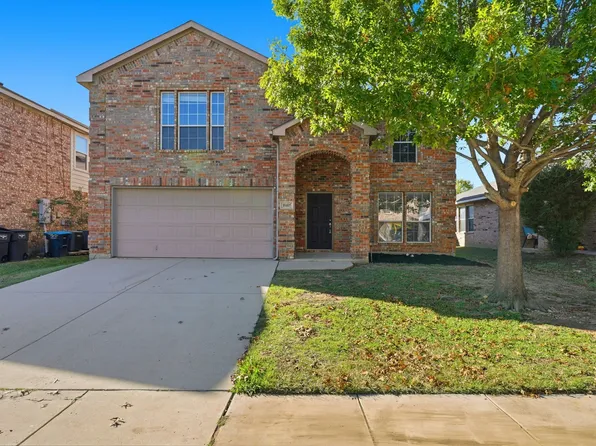 10405 Hideaway Trl, Fort Worth, TX 76131