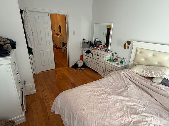 2nd image of 247 E 77th St APT 3A