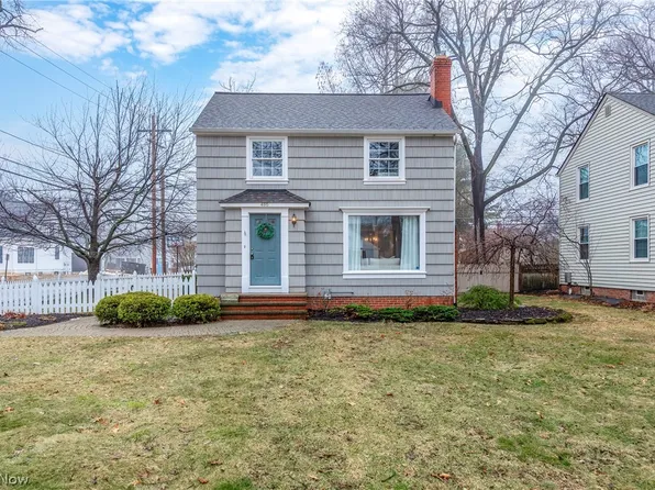 486 Oakmoor Rd, Bay Village, OH 44140