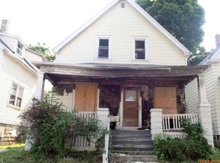 2922 N 17th STREET, Milwaukee, WI 53206