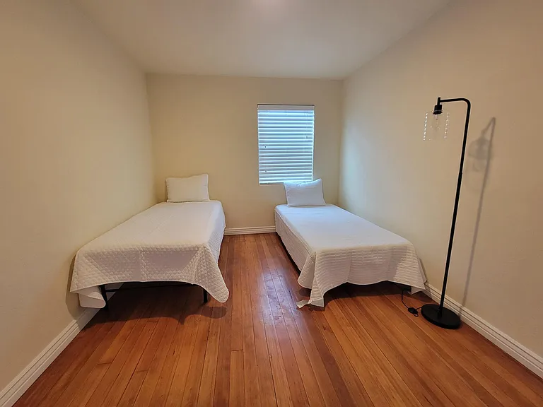 902 S Fremont Ave — Photo 26