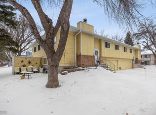 2331 4th Ave S, Moorhead, MN 56560