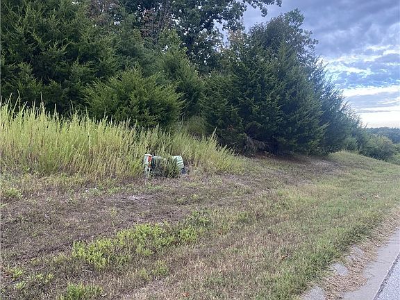 2nd image of LOT 29 Country Club Dr