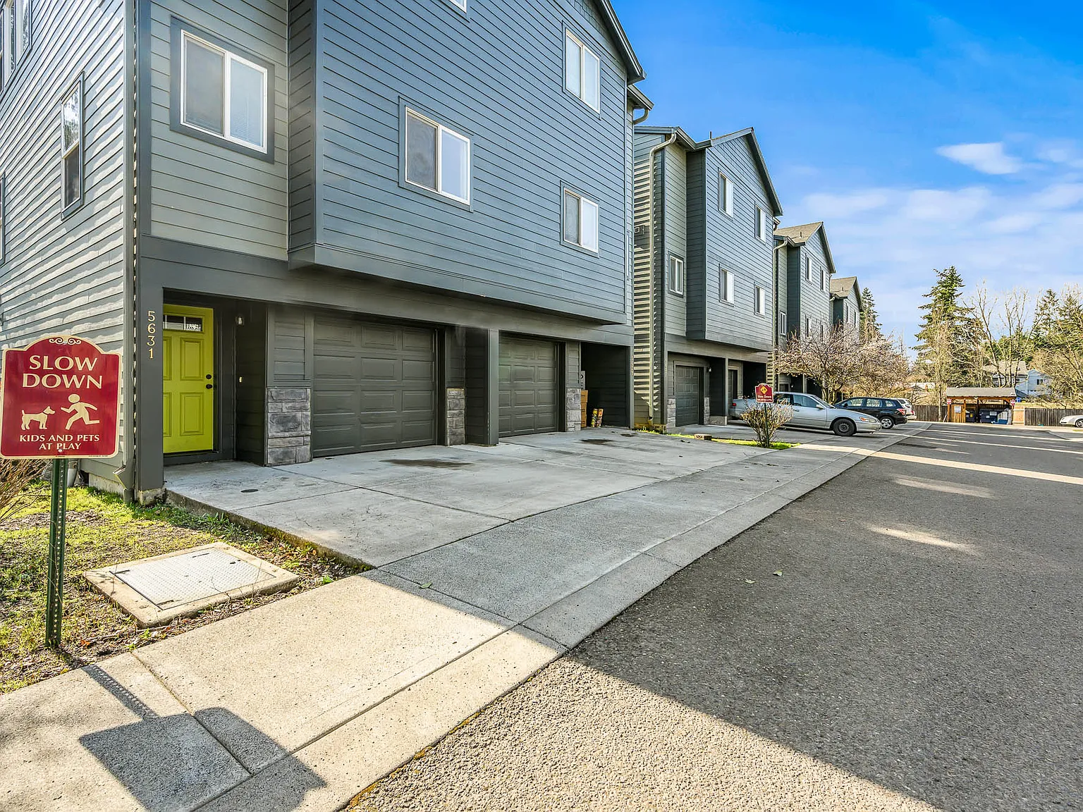 3 bed, 2.5 bath, 1535 sqft, $2,295 — Photo 2