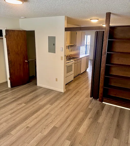 1610 Lloyd St #505 — Photo 9