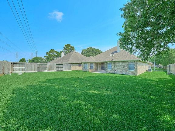 3rd image of 12318 Georgetown Park Ct