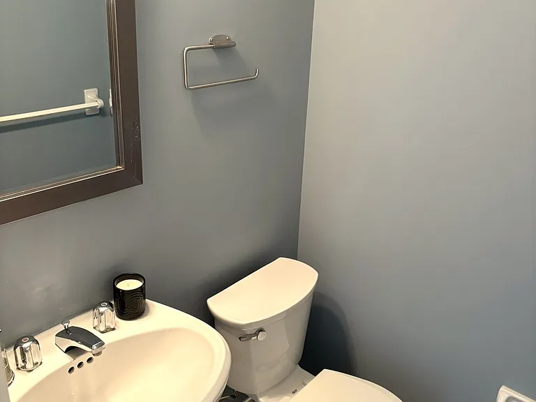 1304 Vincent Pl — Photo 11