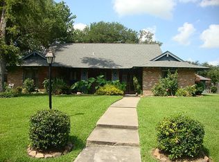 18606 Carriage Ct, Houston, TX 77058