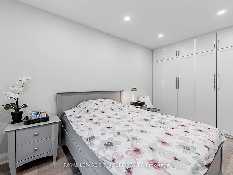 16 Boem Ave — Photo 27