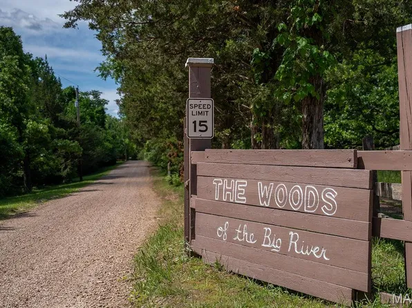 1 Woode Dr, Dittmer, MO 63023