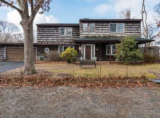 80 Highview Dr, Selden, NY 11784