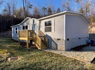 73 Lily Patch Ln, Brevard, NC 28712