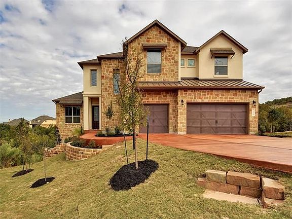2nd image of 209 Woodlands Ct