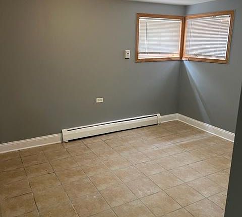 5th image of 4548 N Lockwood Ave