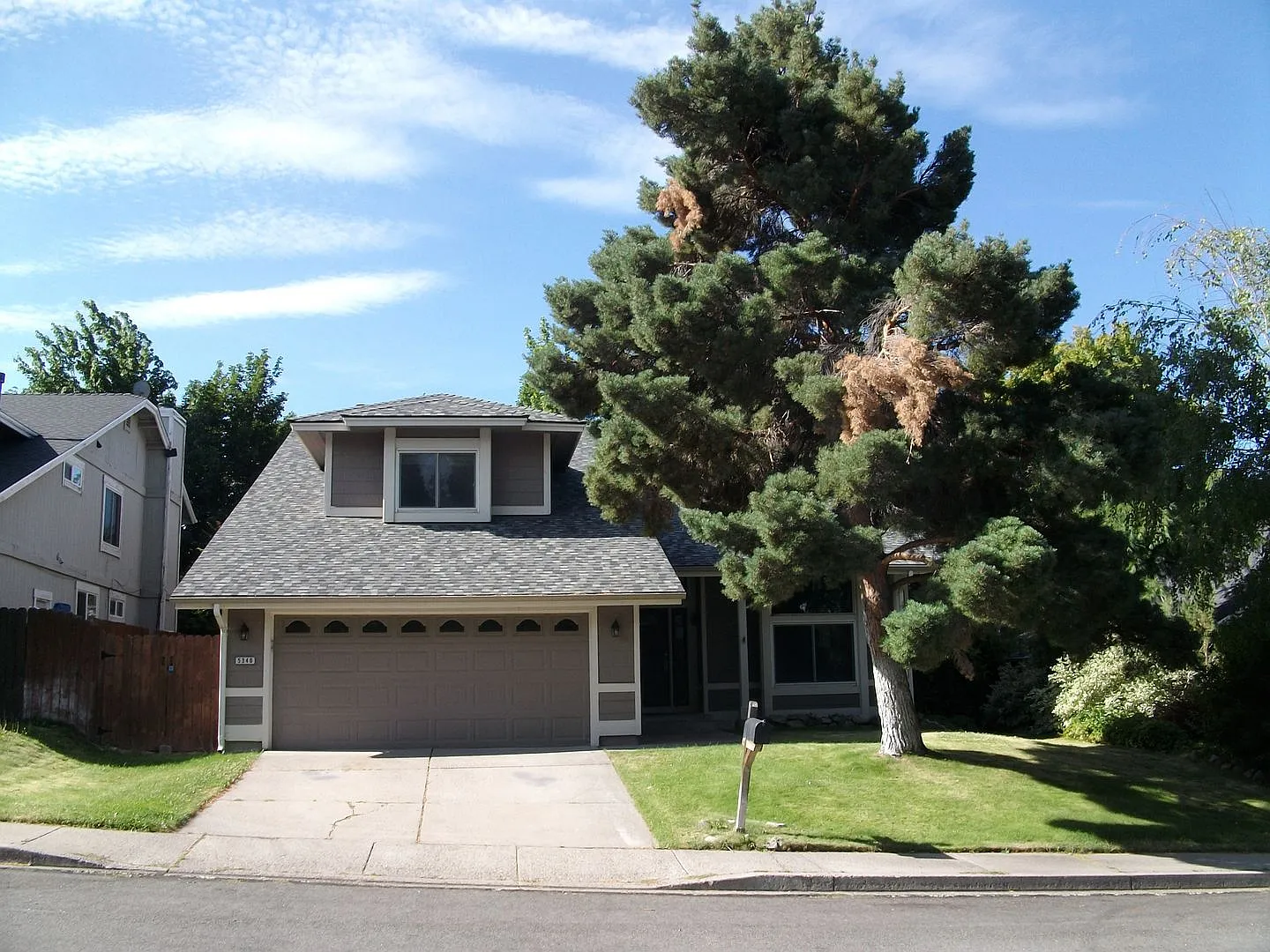 5340 Mountcrest Ln photo 1