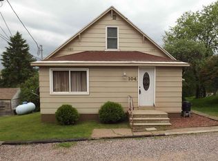 104 Carlson Rd, Negaunee, MI 49866