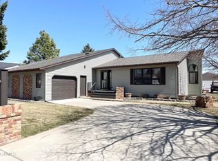 2406 13th Ave W, Williston, ND 58801