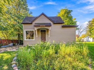 109 Norelius St, Isanti, MN 55040
