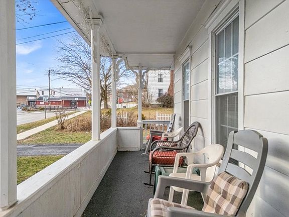 5th image of 215 Main St