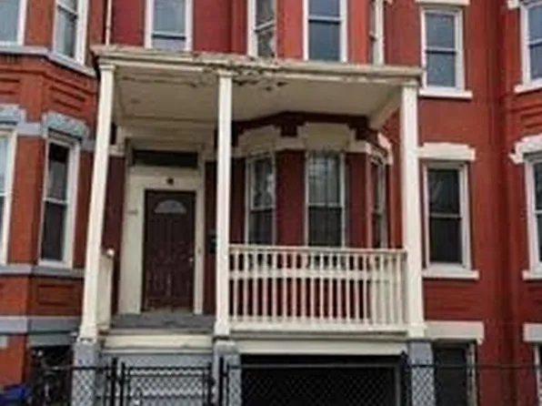 66 Oak St, Jersey City, NJ 07304