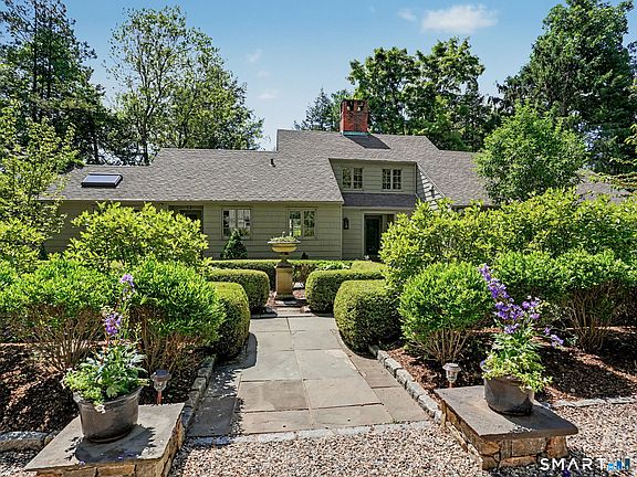 4th image of 4 Hidden Hill Road