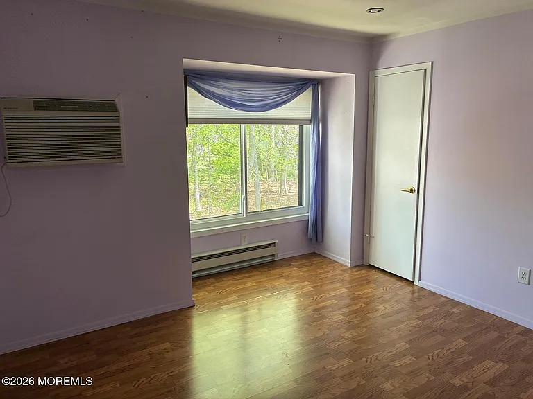 131 Amberly Dr #J — Photo 14