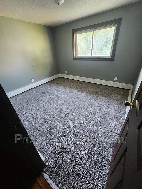 2 bed, 1.0 bath, $1,200 — Photo 4