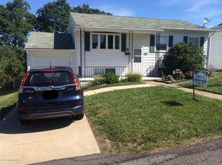 110 Solomon St, Wilkes Barre Township, PA 18706