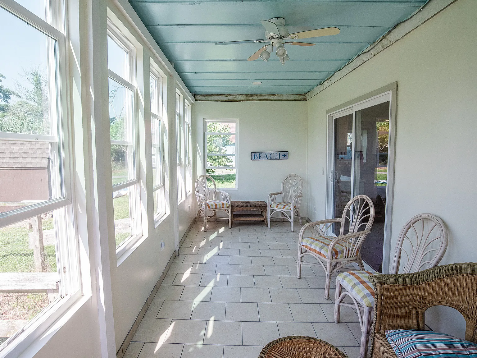 5277 Main St — Photo 4