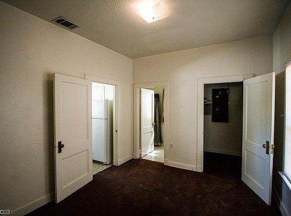 2nd image of 712 Park Pl #0