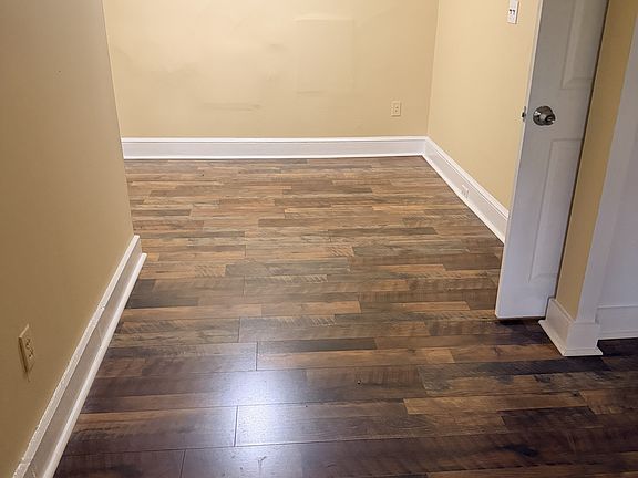 3rd image of 118 Cedar St #1