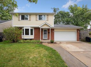 23044 Purdue Ave, Farmington Hills, MI