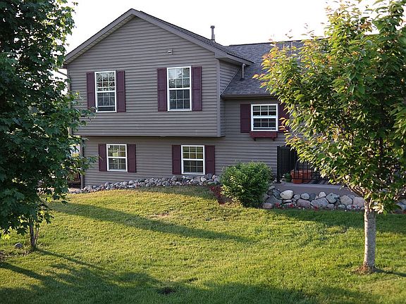 2nd image of 11100 E Meadow View Dr