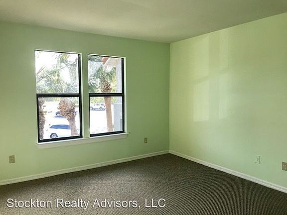 4th image of 4045 Crockers Lake Blvd 23 Sarasota Fl 34238